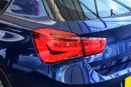 2015款宝马120i领先型
