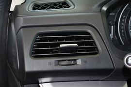 2015款本田CR-V