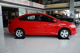 2015款本田锋范1.5L