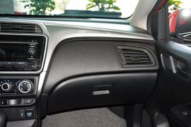 2015款本田锋范1.5L