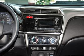 2015款本田锋范1.5L