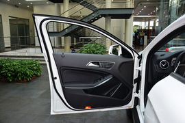 2015款奔驰GLA260