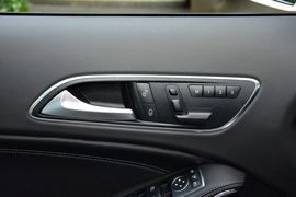 2015款奔驰GLA260
