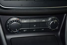 2015款奔驰GLA260