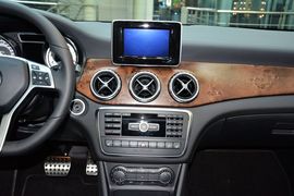 2015款奔驰GLA260