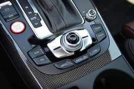 2016款奥迪S5掀背3.0T豪华型