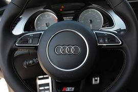2016款奥迪S5掀背3.0T豪华型