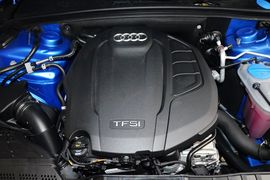2016款奥迪A5双门45TFSI舒适型