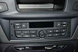 2015款雪铁龙全新爱丽舍