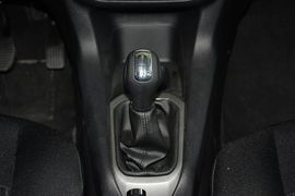 2015款雪铁龙全新爱丽舍