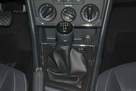 2015款大众朗逸1.6L手动舒适型