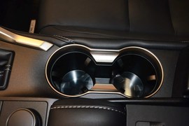 2016款雷克萨斯NX200