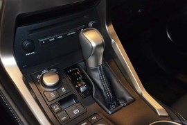 2016款雷克萨斯NX200