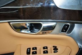 2015款沃尔沃XC90