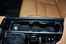 2015款沃尔沃XC90
