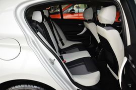 2015款宝马118i都市设计套装