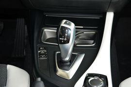 2015款宝马118i都市设计套装