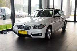 2015款宝马118i都市设计套装