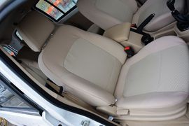 2015款五菱征程1.8L