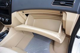 2015款五菱征程1.8L