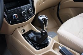 2015款五菱征程1.8L