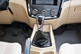 2015款五菱征程1.8L