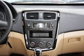 2015款五菱征程1.8L