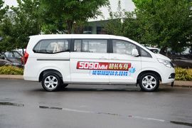 2015款五菱征程1.8L