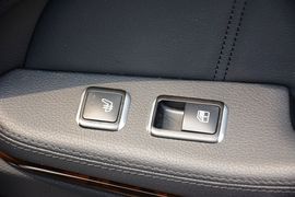 2015款奔驰E320L豪华型