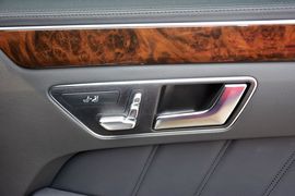 2015款奔驰E320L豪华型