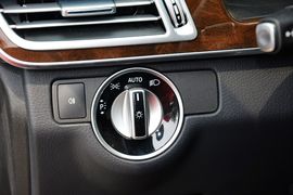2015款奔驰E320L豪华型