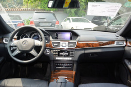 2015款奔驰E320L豪华型