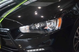 2016款三菱翼神1.8L