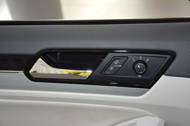 2015款大众速腾230TSI