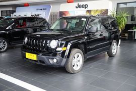 2015款Jeep自由客2.0L运动版