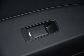 2015款Jeep自由客2.0L运动版