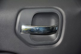 2015款Jeep自由客2.0L运动版