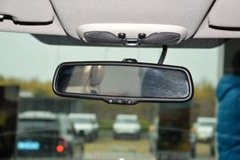 2015款Jeep自由客2.0L运动版