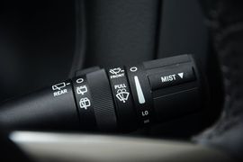 2015款Jeep自由客2.0L运动版