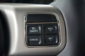 2015款Jeep自由客2.0L运动版