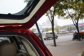 2015款华泰经典圣达菲2.0L汽油手动两驱标准型