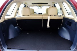 2015款华泰经典圣达菲2.0L汽油手动两驱标准型