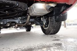 2015款华泰经典圣达菲2.0L汽油手动两驱标准型