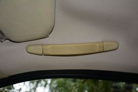 2015款华泰经典圣达菲2.0L汽油手动两驱标准型