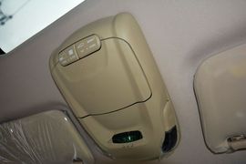 2015款华泰经典圣达菲2.0L汽油手动两驱标准型