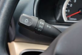 2015款华泰经典圣达菲2.0L汽油手动两驱标准型