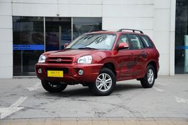 2015款华泰经典圣达菲2.0L汽油手动两驱标准型