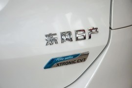 2015款日产奇骏2.5L