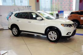 2015款日产奇骏2.5L