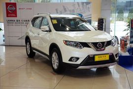 2015款日产奇骏2.5L